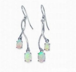 Honour Gems Ltd 以璀璨珍宝致敬时光与品味